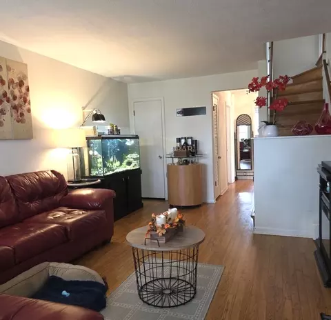 Living - 249 Wheeling Ave, Wheeling, IL 60090 photo 1 of 3