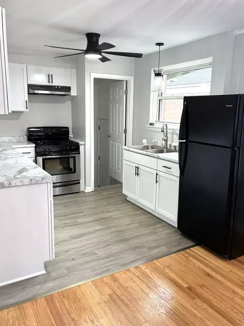 Kitchen - 14315 Dobson Ave, Dolton, IL 60419 photo 2 of 2