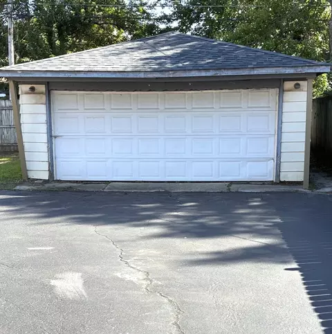 Exterior - 14315 Dobson Ave, Dolton, IL 60419 photo 3 of 3