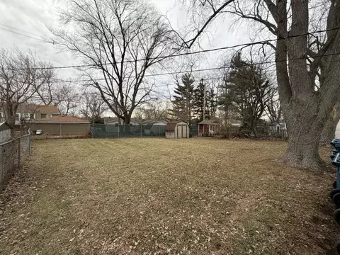 Exterior - 212 Durham Dr, Steger, IL 60475 photo 3 of 3