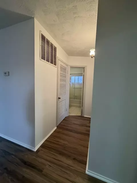 Entry Way - 212 Durham Dr, Steger, IL 60475 photo 1 of 1