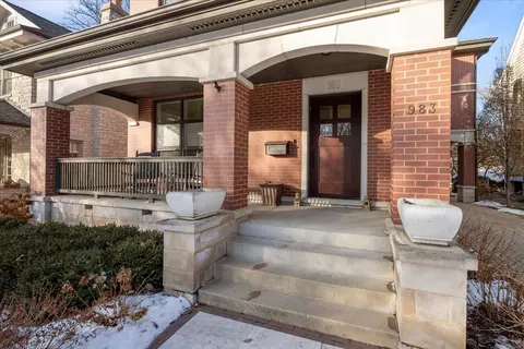 983 Cherry St, Winnetka, IL 60093 photo 3