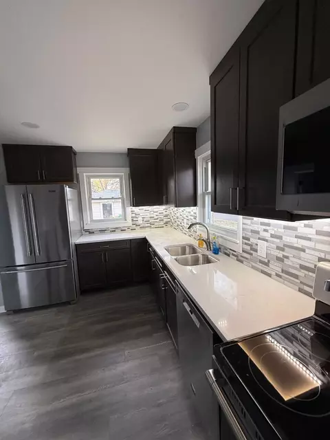 601 E 10th St, Lockport, IL 60441 photo 10