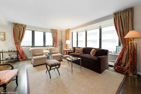 Living - 40 E Delaware Pl #403, Chicago, IL 60611 photo 2 of 4