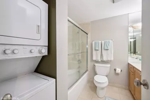 Other - 40 E Delaware Pl #403, Chicago, IL 60611 photo 4 of 6