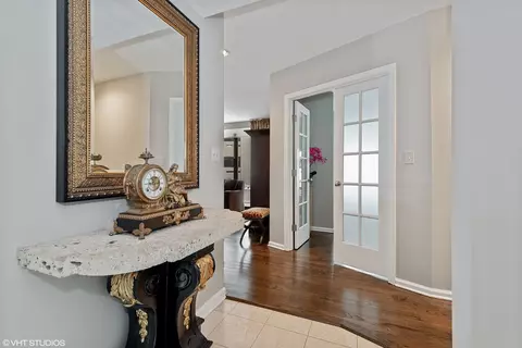 Entry Way - 40 E Delaware Pl #403, Chicago, IL 60611 photo 1 of 1