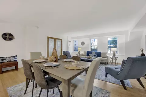 Dining - 40 E 9th St #609, Chicago, IL 60605 photo 3 of 4
