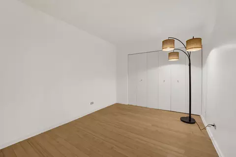 Bedroom - 40 E 9th St #609, Chicago, IL 60605 photo 3 of 5