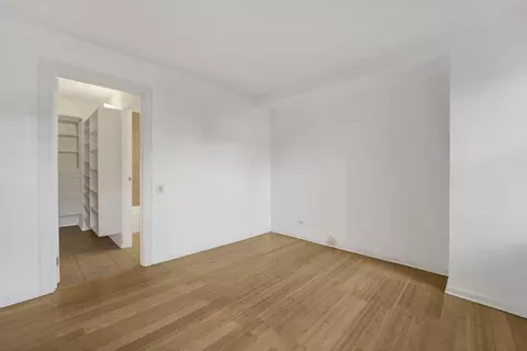 Bedroom - 40 E 9th St #609, Chicago, IL 60605 photo 4 of 5