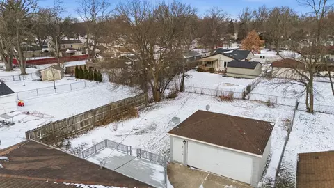 2404 Sigwalt St, Rolling Meadows, IL 60008 photo 22