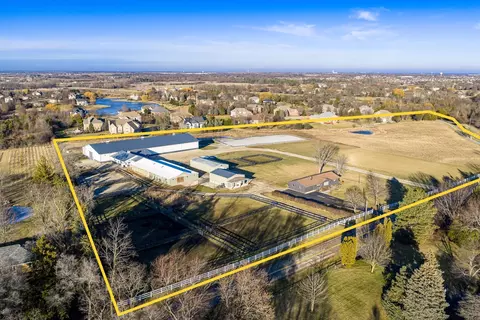 27802 N Owens Rd, Mundelein, IL 60060