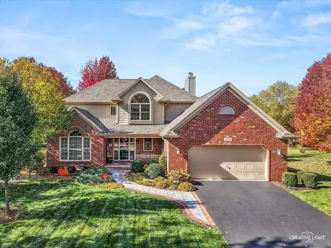 4507 Barr Creek Ln, Naperville, IL 60564