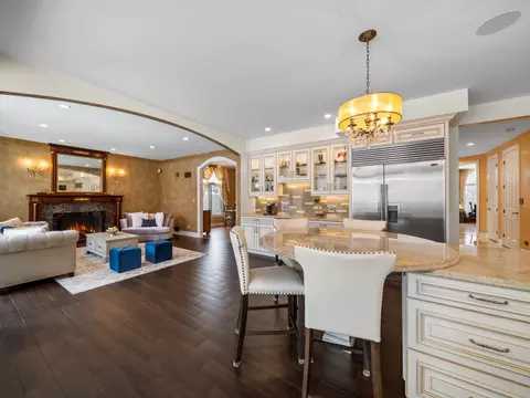 Kitchen - 1437 Sunset Ridge Rd, Glenview, IL 60025 photo 6 of 10