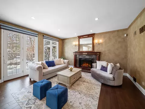 Living - 1437 Sunset Ridge Rd, Glenview, IL 60025 photo 5 of 8