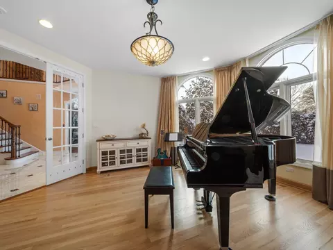 Other - 1437 Sunset Ridge Rd, Glenview, IL 60025 photo 3 of 12