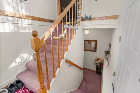 Entry Way - 532 E Devon Ave, Roselle, IL 60172 photo 1 of 1