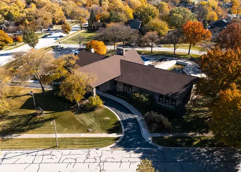 View/Area - 532 E Devon Ave, Roselle, IL 60172 photo 1 of 4
