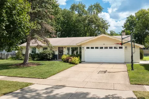 1011 Mercury Dr, Schaumburg, IL 60193