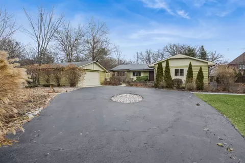 1723 Oak Lane Rd, Flossmoor, IL 60422