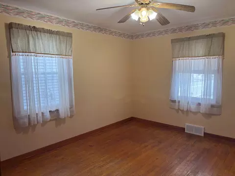 Bedroom - Undisclosed, Crete, IL 60417 photo 1 of 5