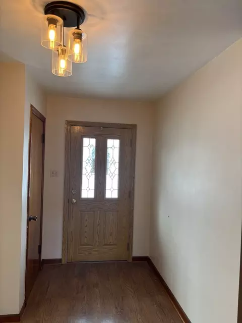 Entry Way - Undisclosed, Crete, IL 60417 photo 1 of 2