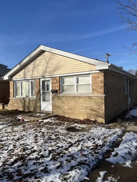 5728 W Pershing Rd, Cicero, IL 60804