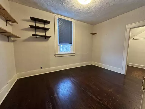 Bedroom - 1441 S Float Ave, Freeport, IL 61032 photo 4 of 5