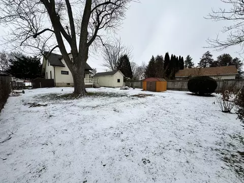 Exterior - 1441 S Float Ave, Freeport, IL 61032 photo 5 of 6