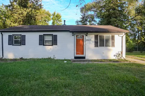 Exterior - 15315 Cherry Ln, Markham, IL 60428 photo 3 of 7