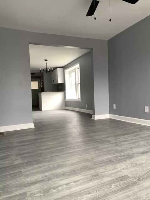 3654 E 97th St, Chicago, IL 60617 photo 9