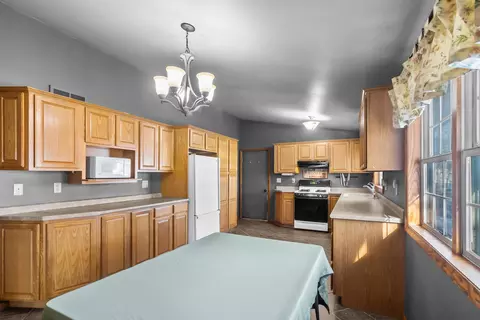 Kitchen - Undisclosed, Harvard, IL 60033 photo 4 of 4