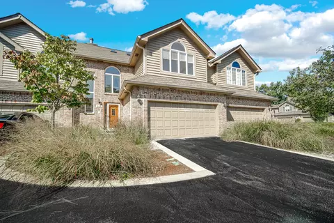 424 Ashbury Dr, Hinsdale, IL 60521