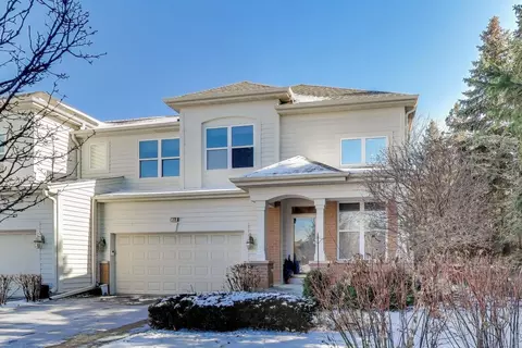 773 Sarah Ln, Northbrook, IL 60062