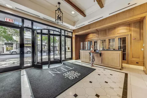 Entry Way - 10 E Delaware Pl #20A, Chicago, IL 60610 photo 1 of 1