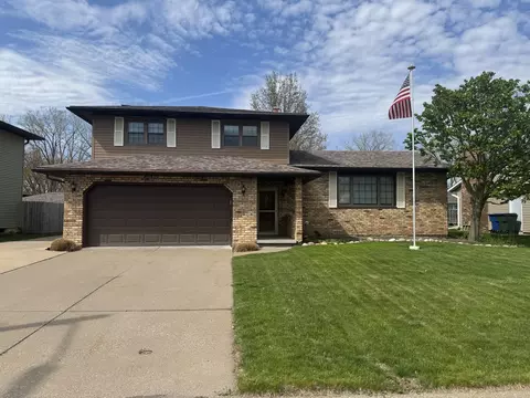2122 W 31 Street St, Davenport, IA 52804