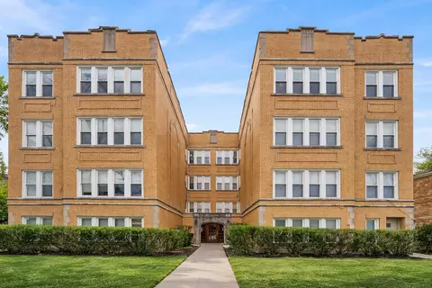 6311 N Albany Ave #3A, Chicago, IL 60659