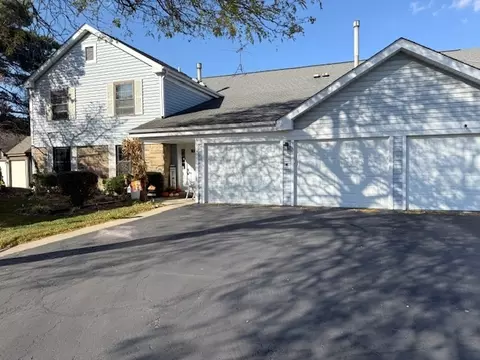 310 Oak Meadow Ct #D2, Schaumburg, IL 60193
