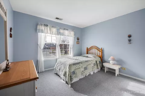 Bedroom - 445 Cromwell Cir #3, Bartlett, IL 60103 photo 4 of 4
