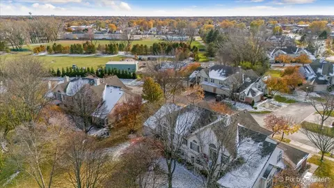 View/Area - 445 Cromwell Cir #3, Bartlett, IL 60103 photo 6 of 10