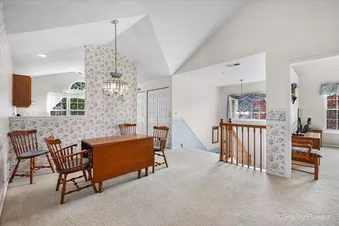 Dining - 445 Cromwell Cir #3, Bartlett, IL 60103 photo 1 of 2