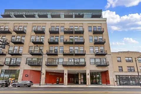 1645 W Ogden Ave #431, Chicago, IL 60612