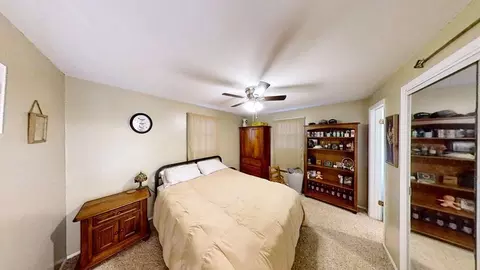 Bedroom - 17 Greenlawn Dr, Kankakee, IL 60901 photo 1 of 5