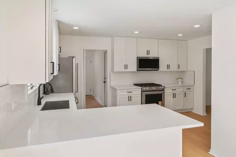 185 Cold Spring Rd, Barrington, IL 60010 photo 11
