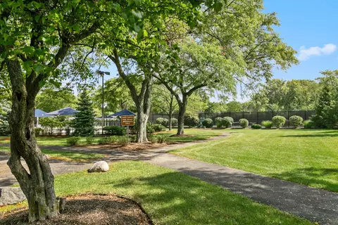 185 Cold Spring Rd, Barrington, IL 60010 photo 35