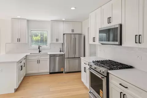 185 Cold Spring Rd, Barrington, IL 60010 photo 9