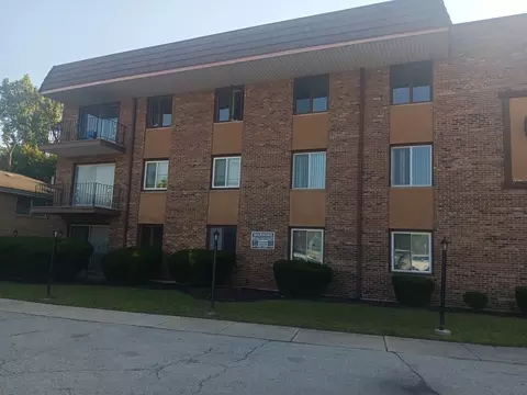 550 Michigan City Rd #3E, Calumet City, IL 60409