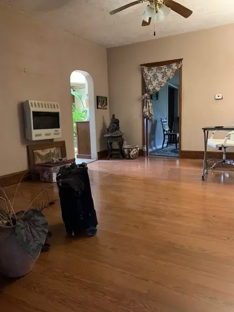 117 Clark St, Chenoa, IL 61726 photo 6