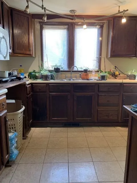 117 Clark St, Chenoa, IL 61726 photo 8