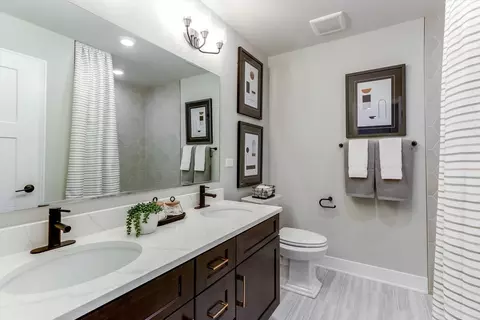 Bath - 12864 S Slate Ln, Plainfield, IL 60585 photo 4 of 4