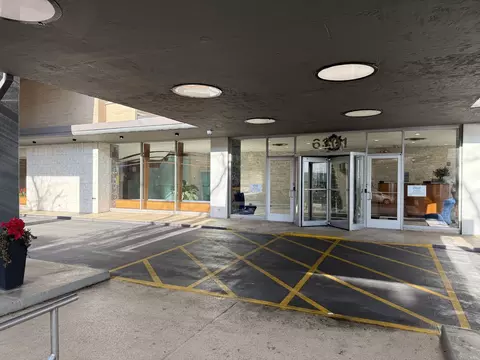 6301 N Sheridan Rd #24C, Chicago, IL 60660